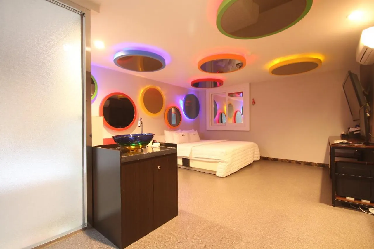 V Motel Busan