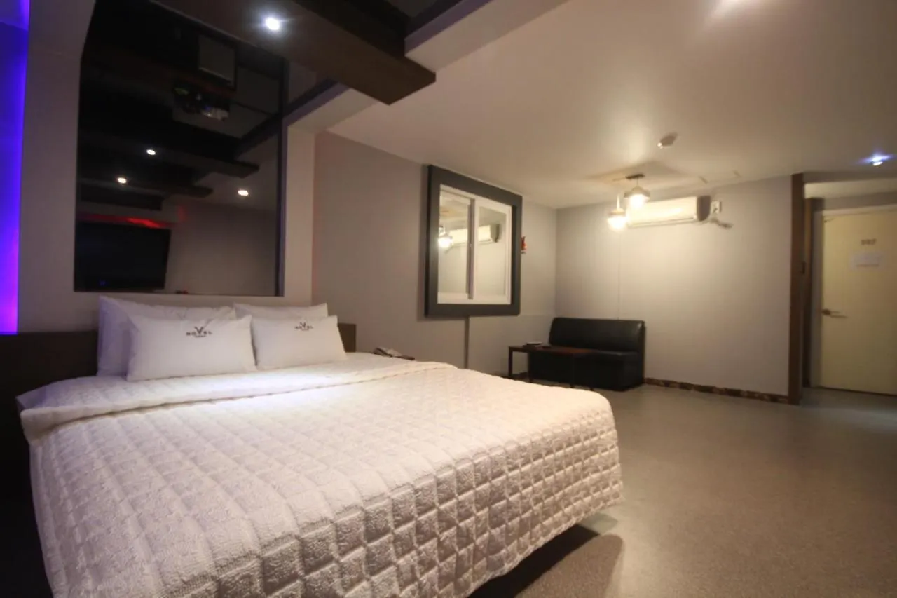 V Motel Busan